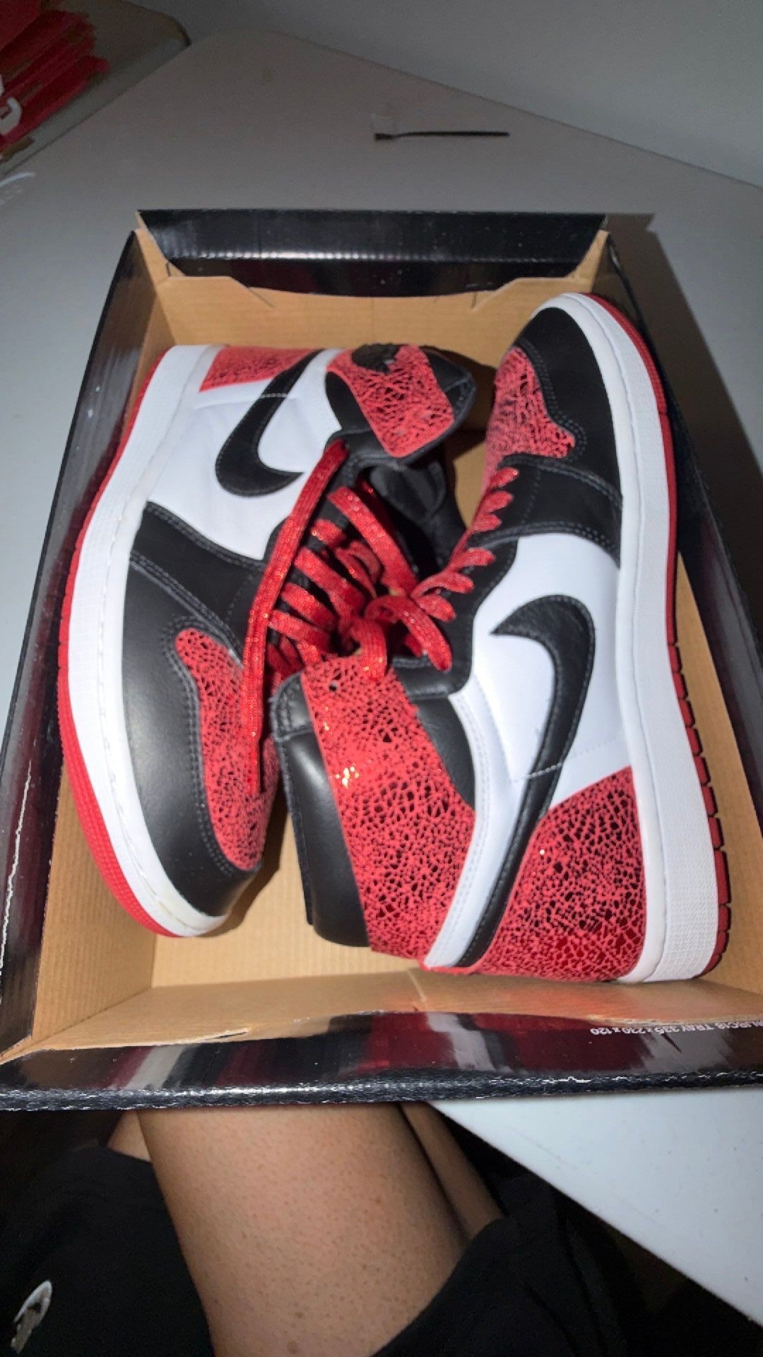 1981 Women's Air Jordan 1 High OG "Ruby" 10.5m/12w
