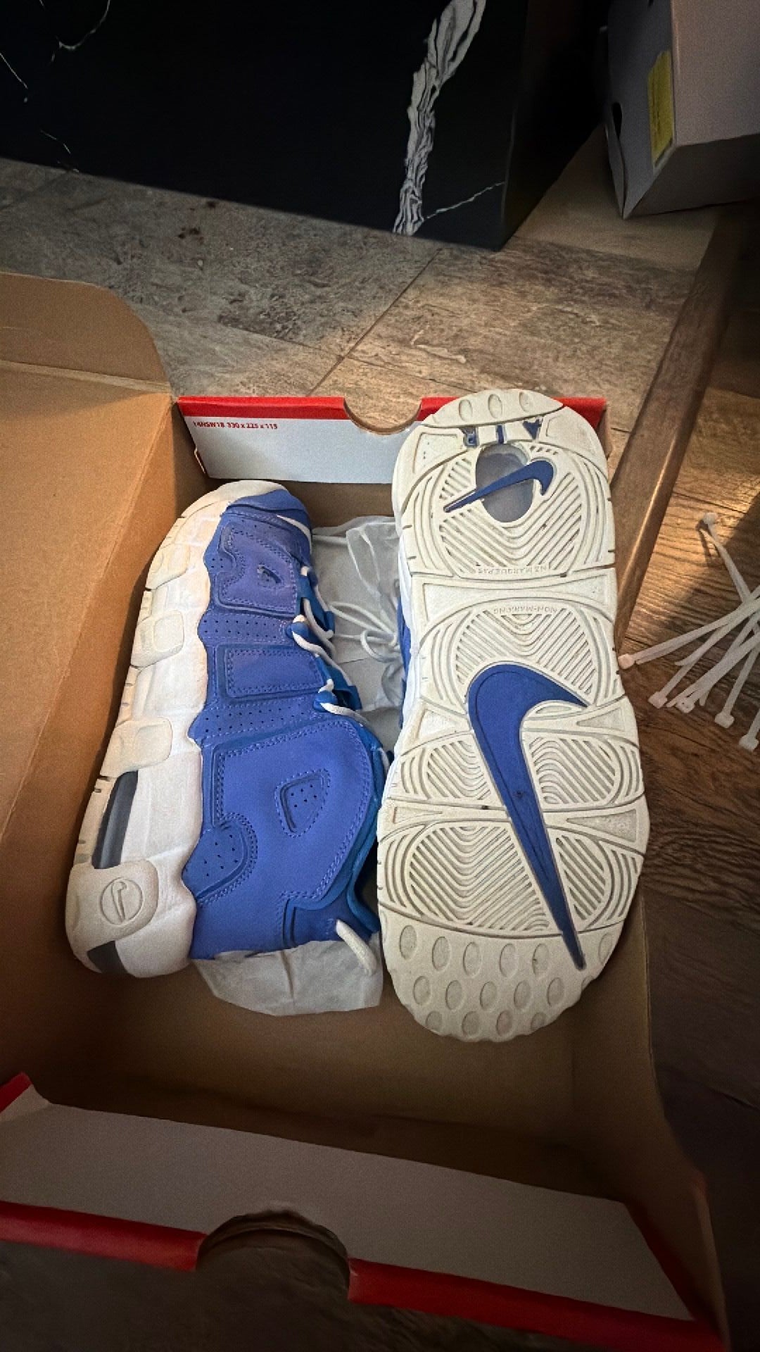 0601 Nike Air More Uptempo Battle Blue (GS)