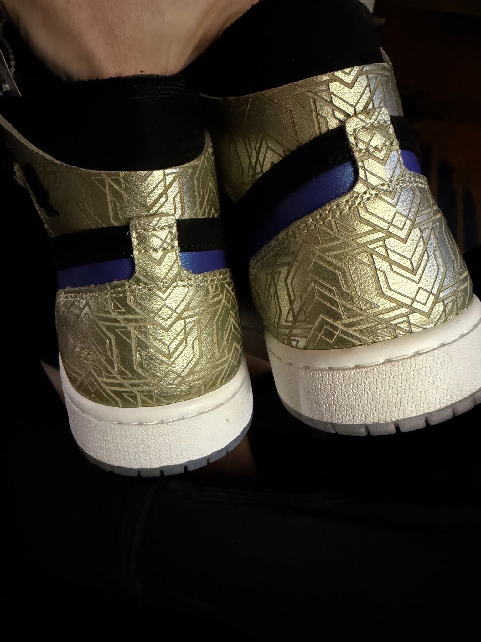 Jordan 1 High Zoom air Gold Laser