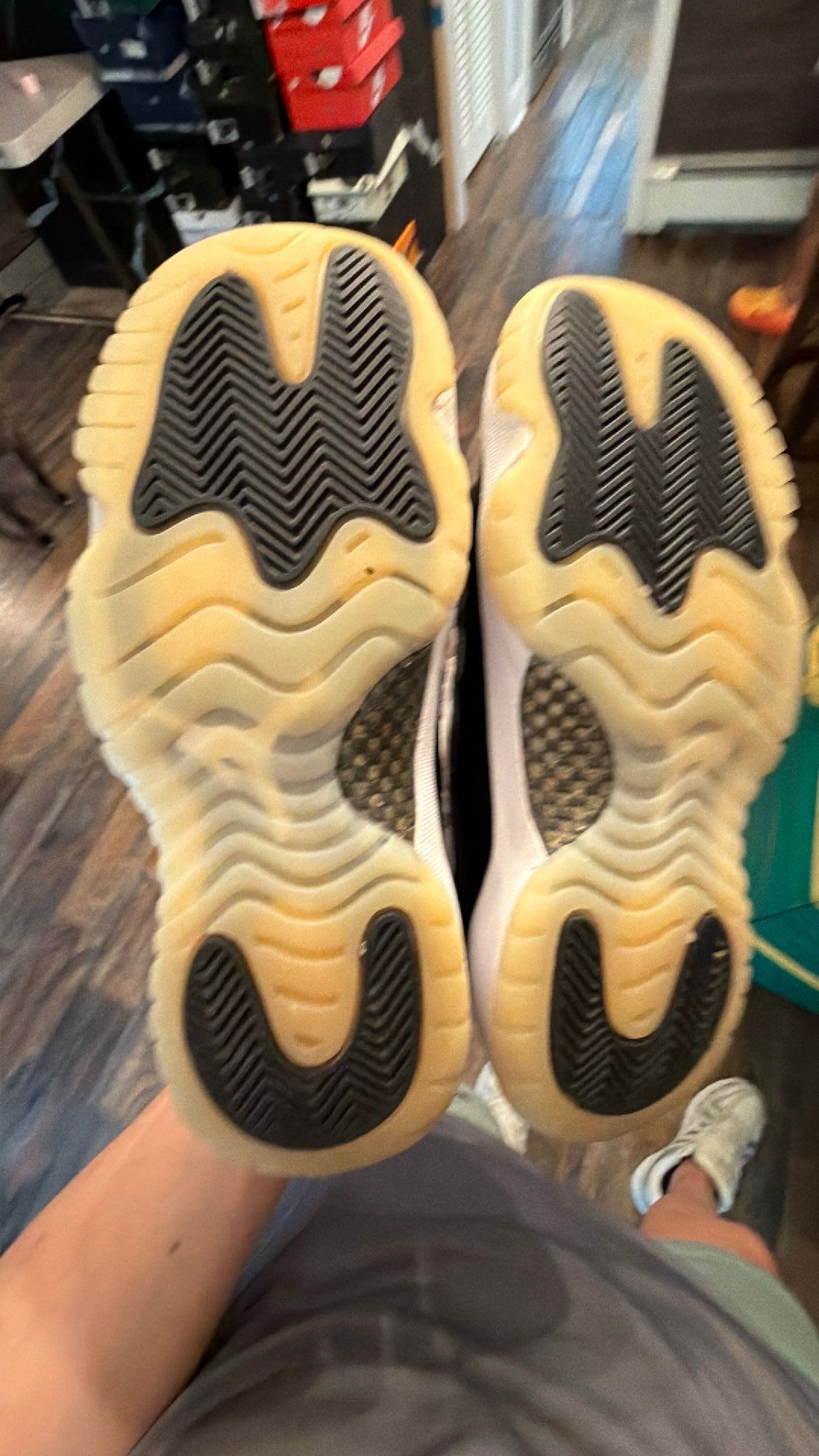 1413 Jordan 11 Concords