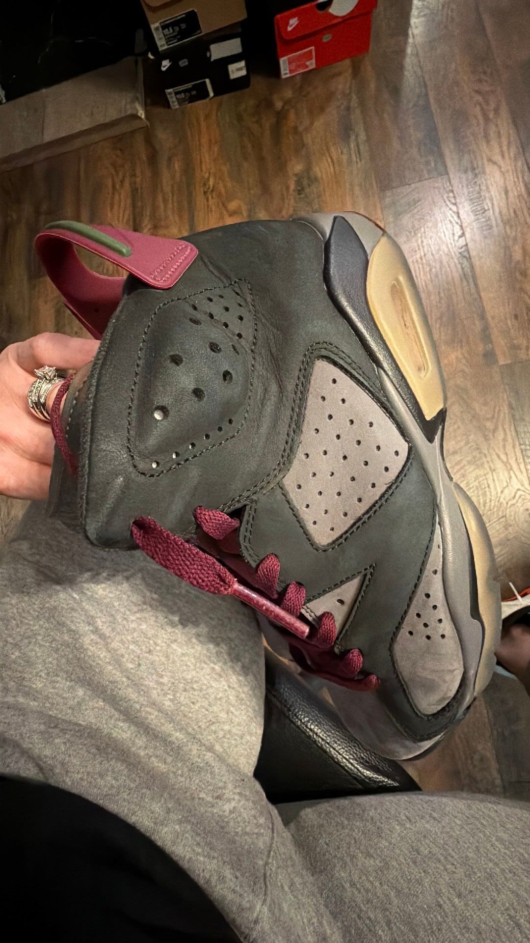 1342 Nike Air Jordan 6 Retro "Bordeaux" 8M/9.5W