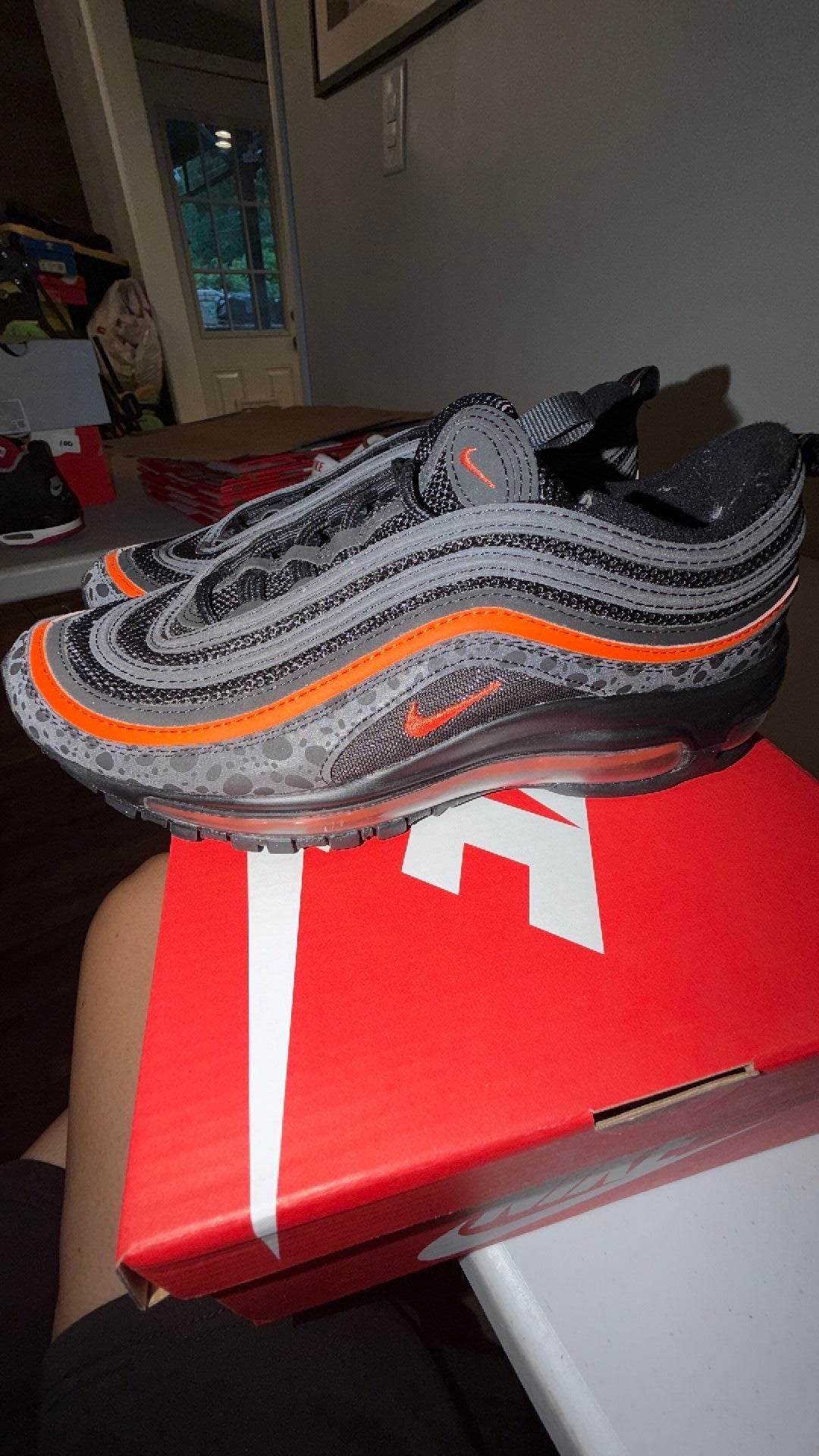 1971 Nike Air Max 97 GS 'Black Safety Orange' 7Y/8.5w