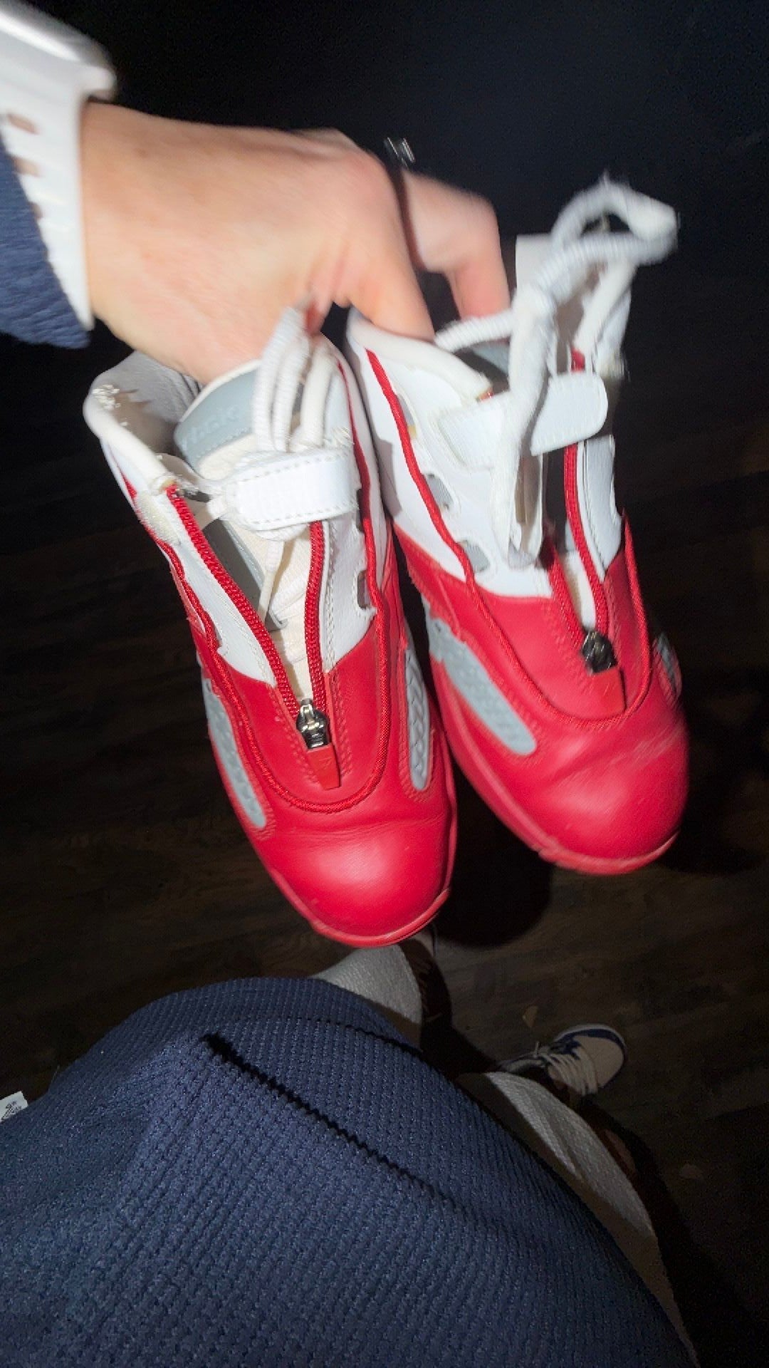 1942 iconic Reebok Answer IV "White/Flash Red" (2021 Retro) 6Y/7.5W