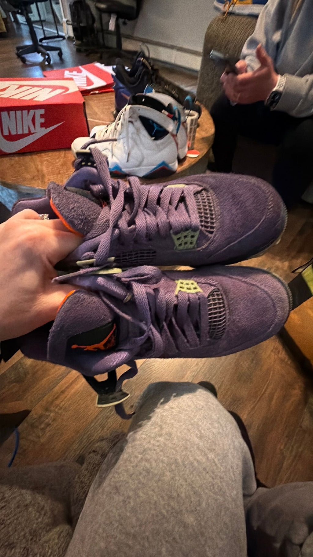 1110 Jordan 4 Retro sneakers in the "Canyon Purple