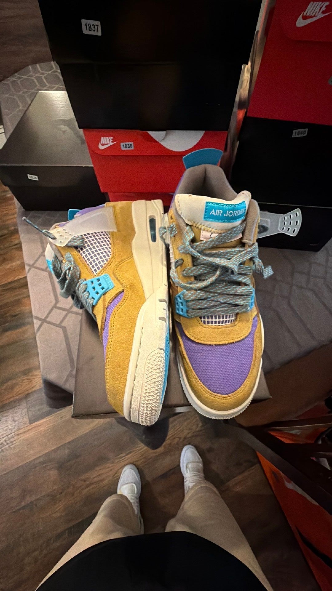 1823 Air Jordan 4 Retro SP Union "Desert Moss" (DJ5718-300).