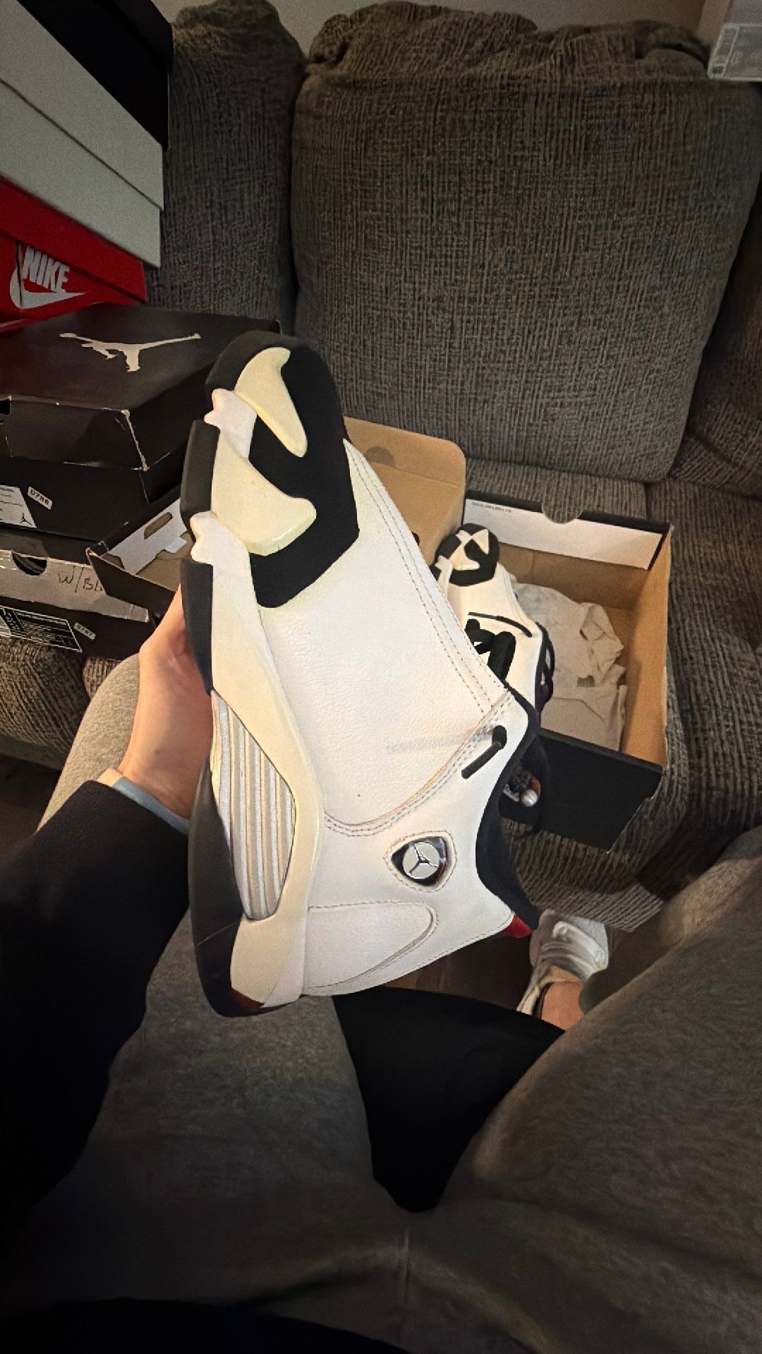 0785 2014 Nike Air Jordan 14 Retro BG Black Toe 654963 102 White/Black-Varsity sz 7y