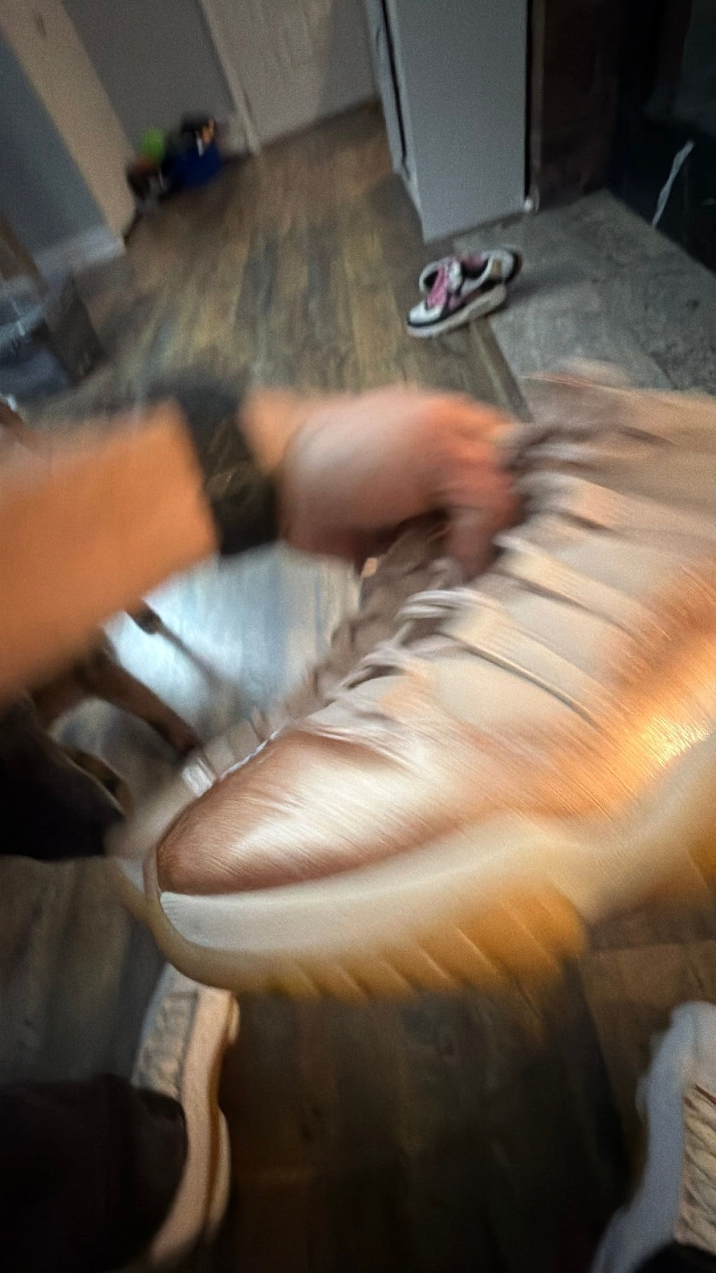 0917 jordan 11 retro low rose fold