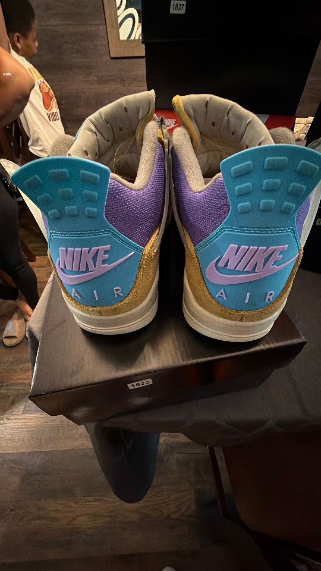 1823 Air Jordan 4 Retro SP Union "Desert Moss" (DJ5718-300).
