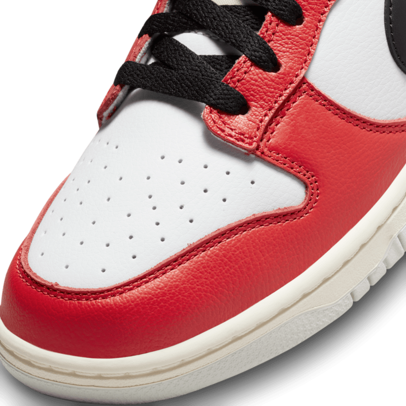 1770 Nike Dunk Low Chicago Split - 10.5M/12W