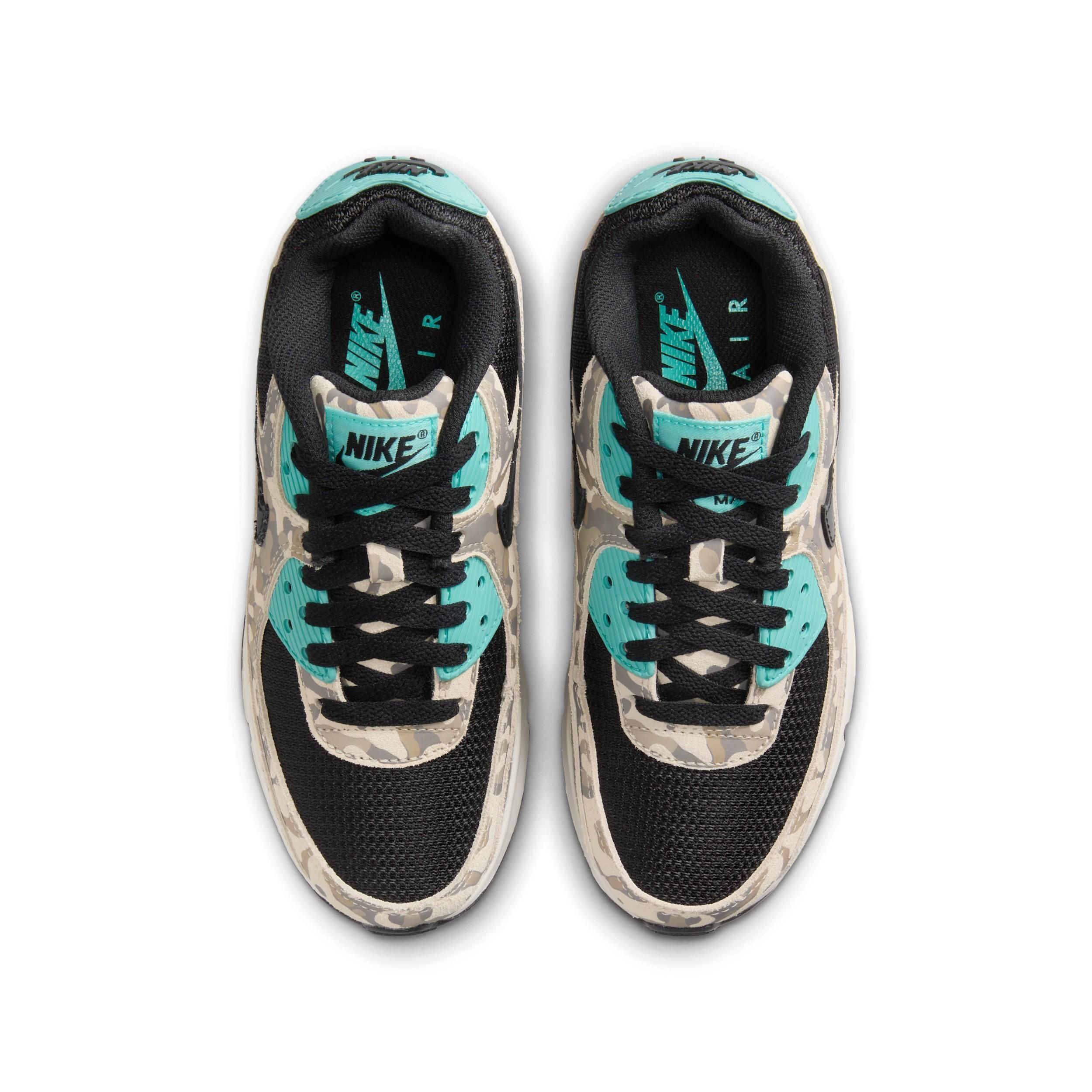 1895 Nike Air Max 90 Premium "Aurora Green Camo"